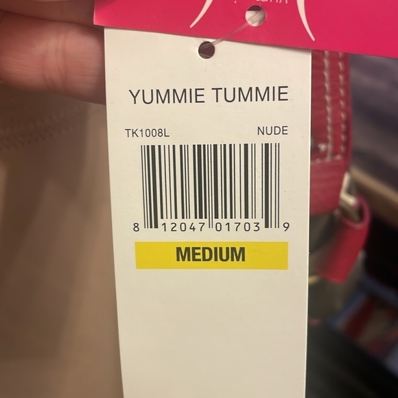 NWT Yummie Tummie by Heather Johnson medium nude 3 panel shaping tank. - Picture 8 of 9